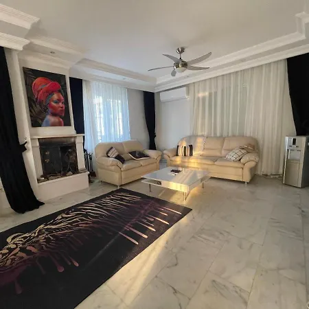Exclusive With Own Pool, 3 Min To Beach Apartamento *